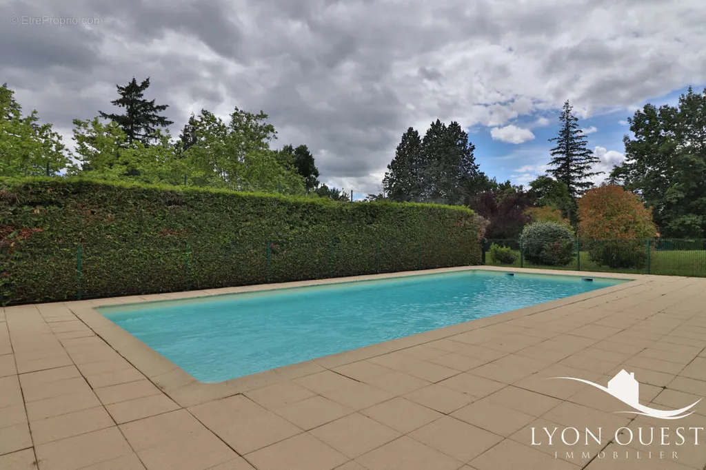 Piscine - Appartement atypique avec terrasse à Lyon