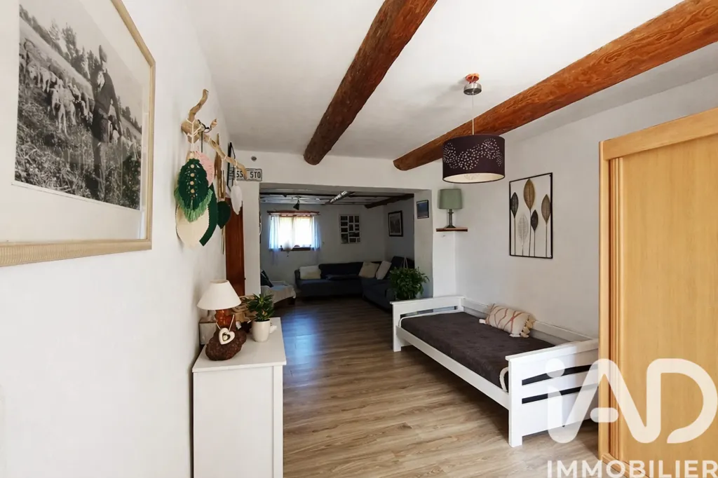 Chambres - Mas Rénové avec Appartement à Travaillan
