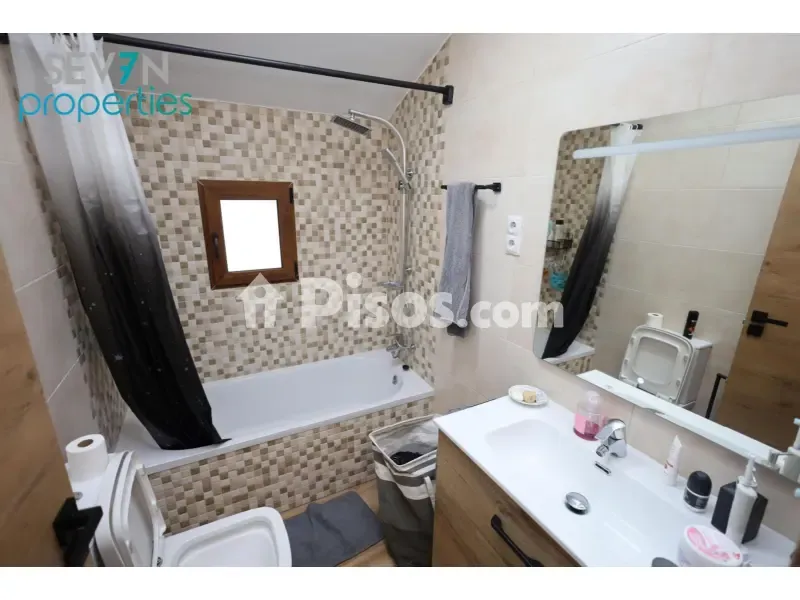 Salles de bain - Fully Renovated Adosada with Private Pool in Méntrida