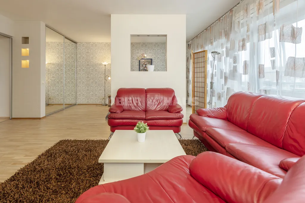 Séjour - Designer Flat with Art in Vilnius Old Town