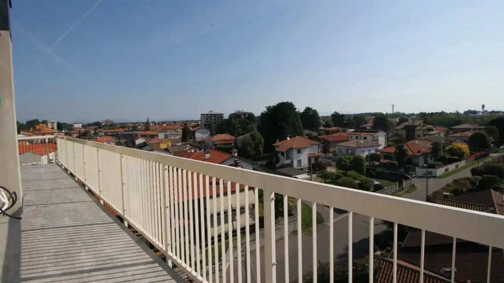 Rõdu - Studio Apartment with Balcony in Marnate