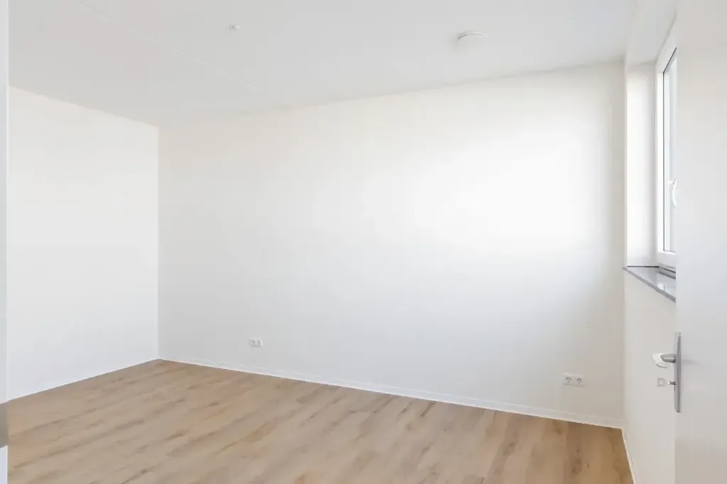 other_room