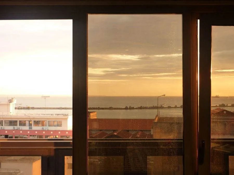 Rõdu - Office Space with Sea View in Thessaloniki Centre