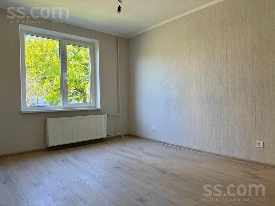 Toad - Spacious 3-Bedroom Flat in Pļavnieki, Riga