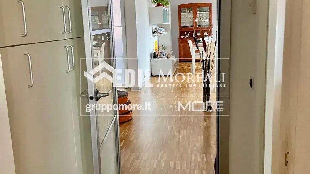 Entrée - Rear-Facing Apartment with Garden in Modena