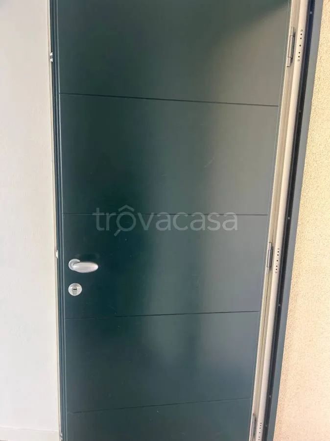 Hallway - Modernised Trilocale with Private Garden in Varese