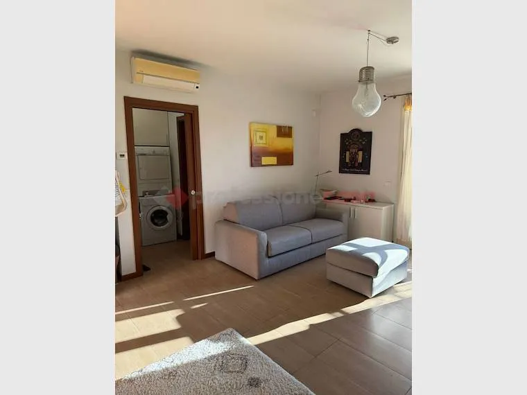 Soggiorno - Bright Studio Apartment with Balcony in Parabiago