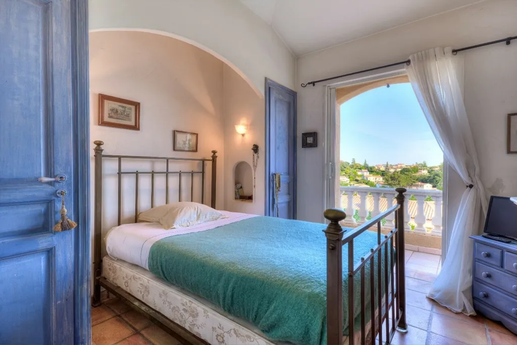 Magamistoad - Villa with Pool and Sea View in Antibes