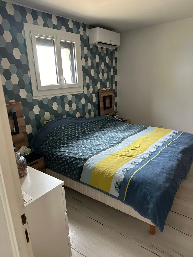 Bedrooms - House with Pool and Garden near Schools