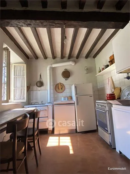 Köök - Rustic Stone Farmhouse with Vineyard in Canossa