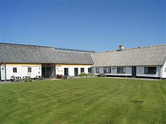 Exterior - 1927 Summerhouse with Garden in Løkken