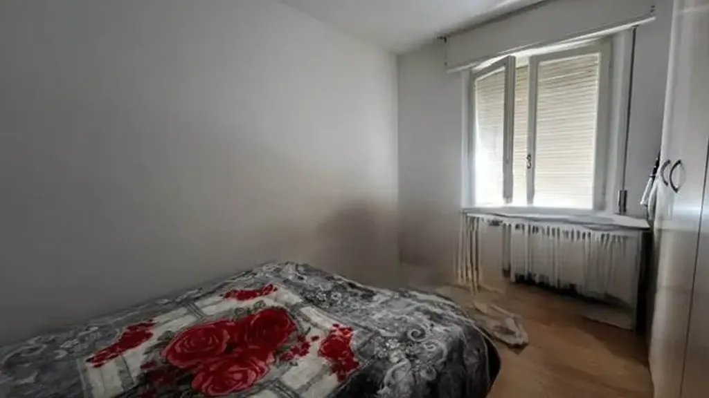Chambres - Two-Bedroom Apartment with Private Courtyard in Ancona