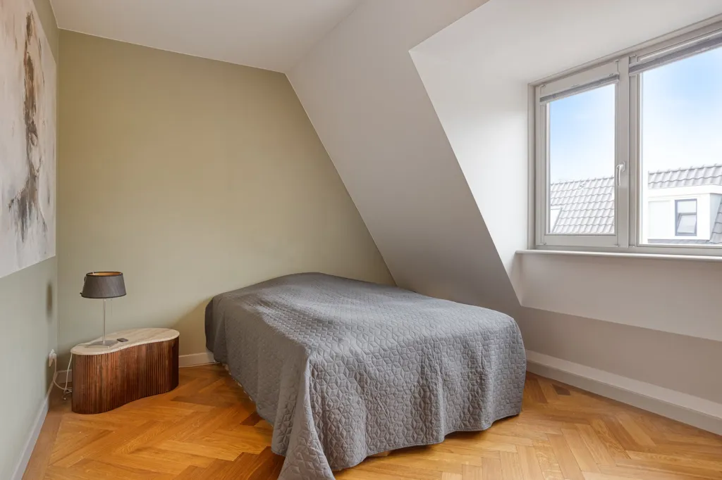 6-room house in Leiden