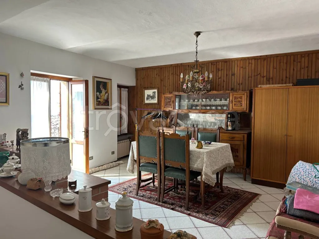 Dining Room - Triplex Villa with Panoramic View in Mango
