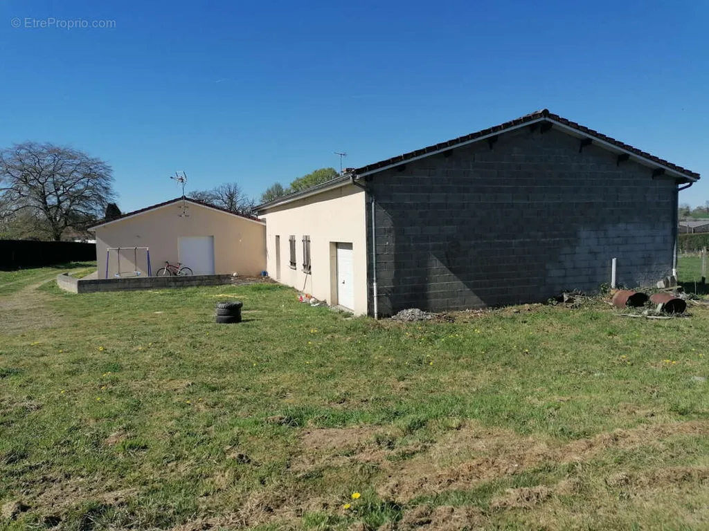 Välivaade - Investment Property with Garden in La Souterraine