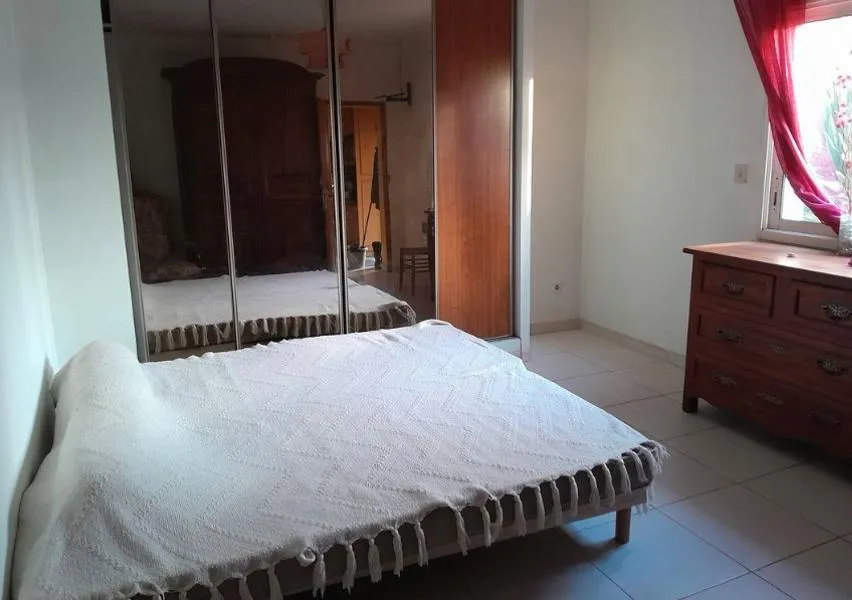 Chambres - Maison T3 avec Jardin à Carcans