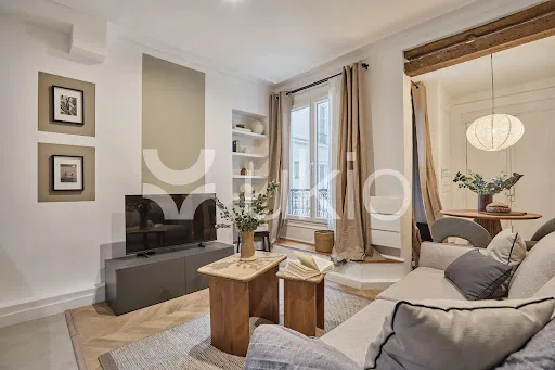 Soggiorno - Luxury Apartment with Elevator in Paris 8th