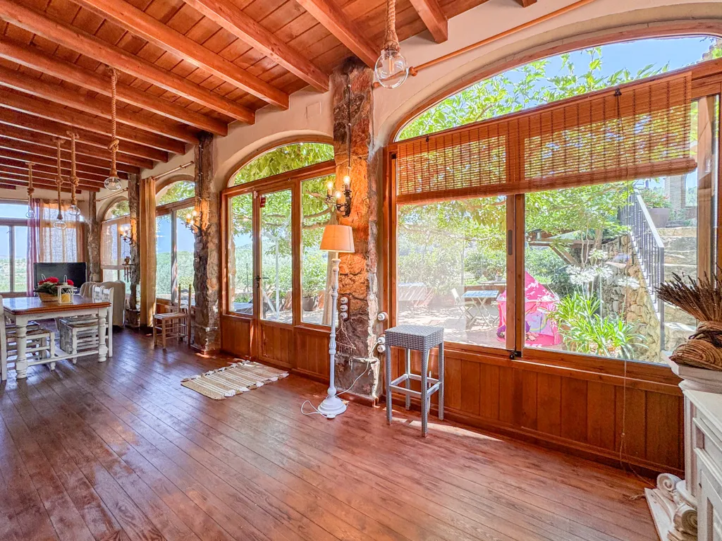 Elutuba - Rustic Chalet with Olive Grove in Segorbe