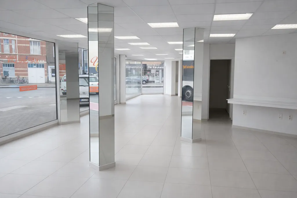 Stanze - Commercial Space with Open Plan in Gent