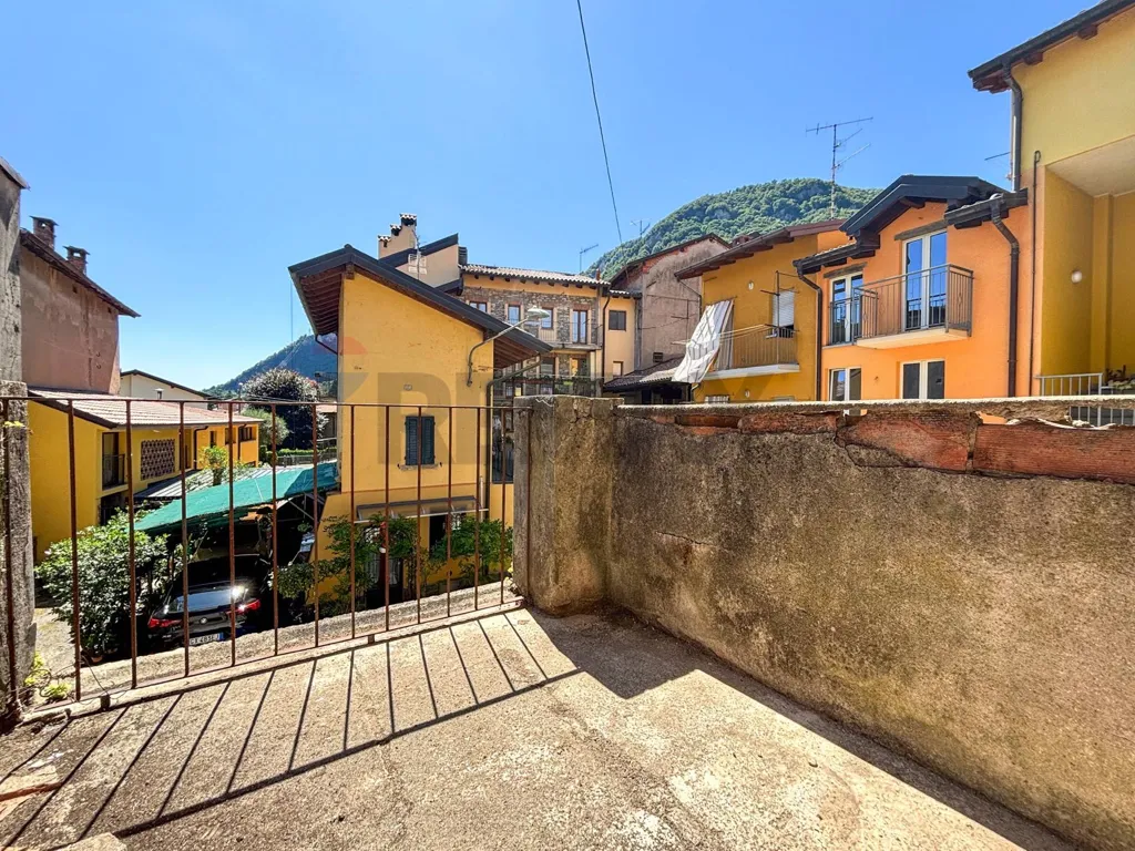 Terrasse - Rustico with Terrace in Bisuschio