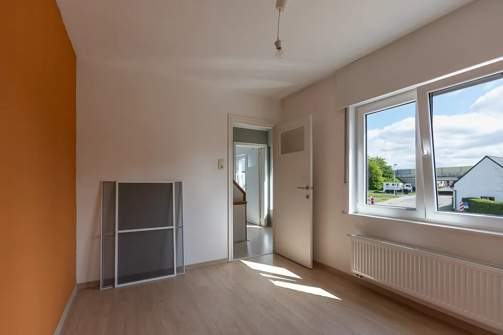 Pièces - Maison avec Jardin et Garage à Aalter