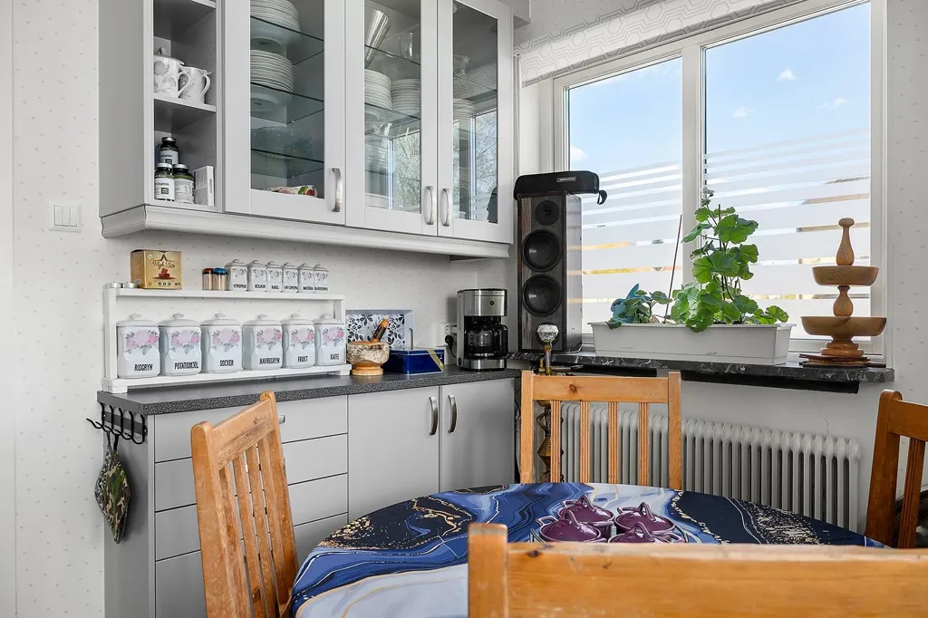 Salle à manger - Charming Villa with Garden in Filipstad