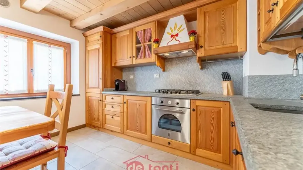 Köök - Rustic Villa with Fireplace in San Giacomo Filippo