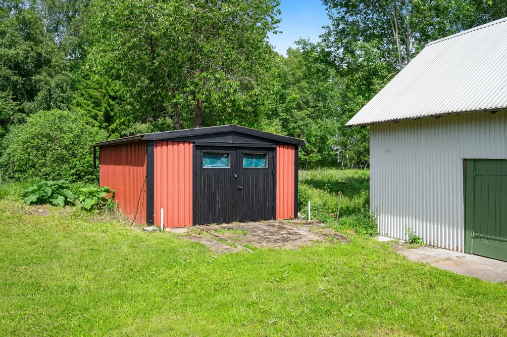 Giardino - Charming Cottage with Workshop in Skövde
