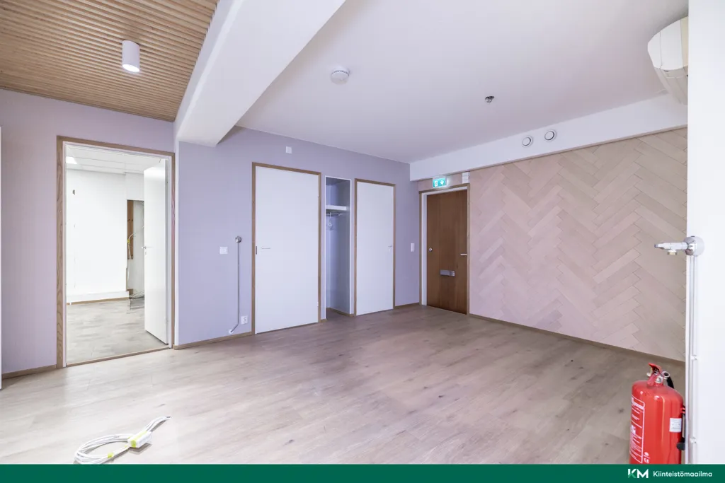 Entrée - Commercial Space with Office Potential in Mikkeli
