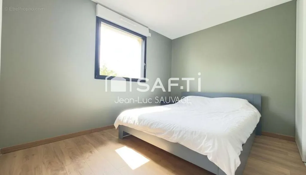 Magamistoad - Contemporary House with Garden in Hasnon