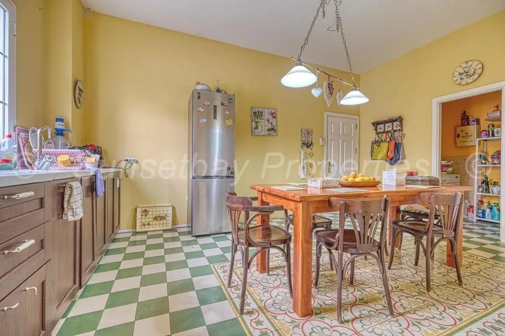 Cuisine - Luxury Villa with Mountain Views in Adeje