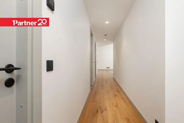 hallway_entrance