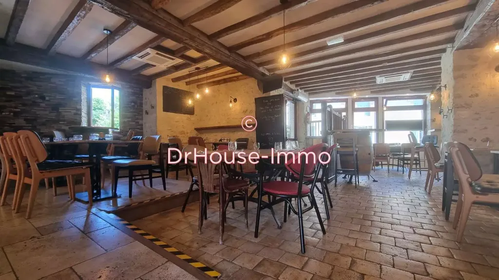 Salle à manger - Restaurant avec terrasse à Prissac