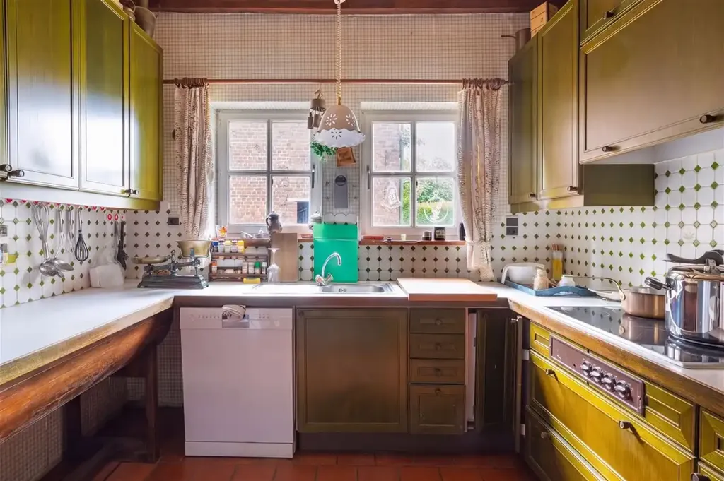 Cuisine - Fermette à Renover avec Jardin à Herfelingen