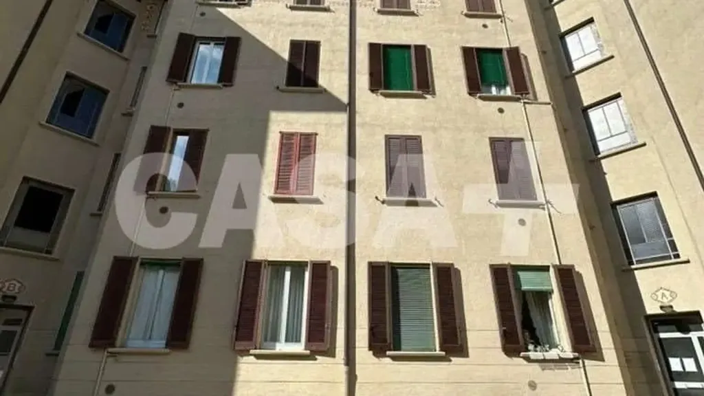 Välivaade - Rearranged Two-Bedroom in Milan