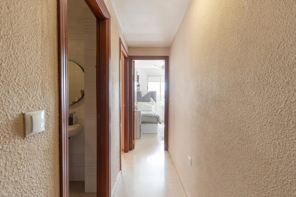 hallway_entrance