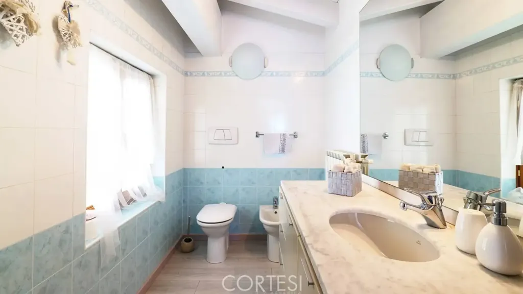 Salles de bain - Trilocale with Lake View in Ranzanico