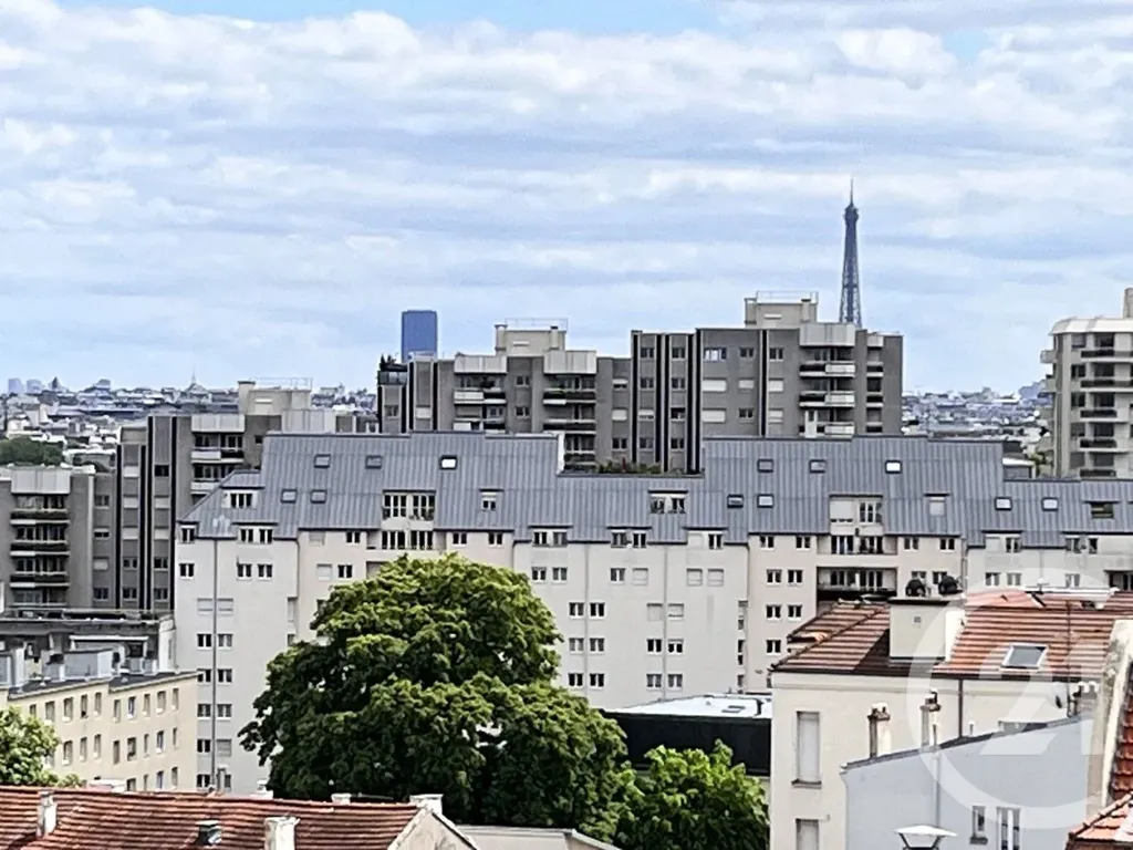 Studio avec Terrasse à Courbevoie