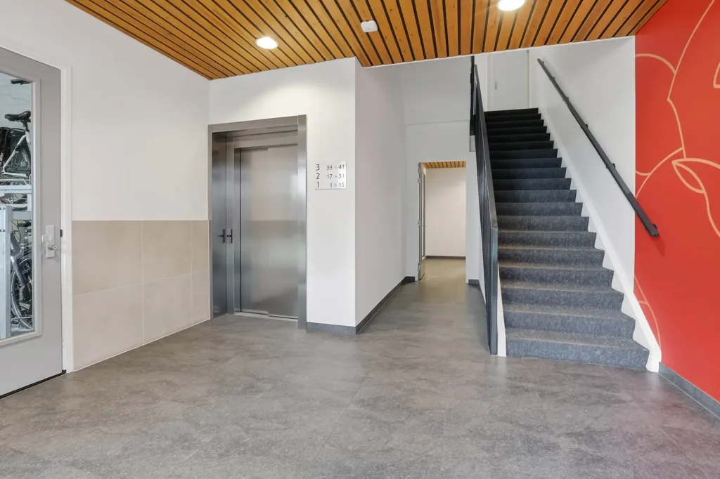 Entrée - Modern Apartment with Balcony in Zevenhuizen
