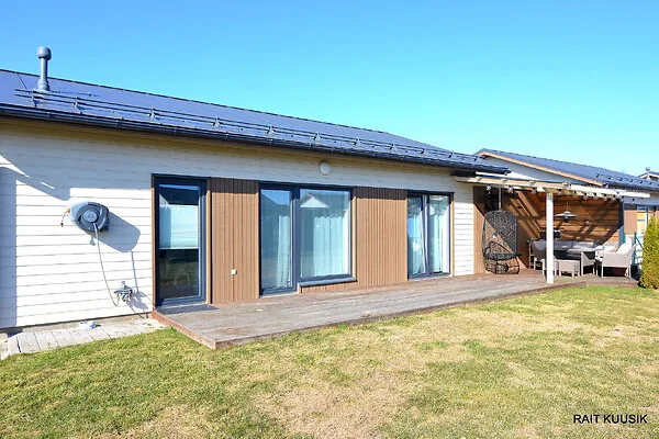 Extérieur - Four-Bedroom House with Terrace in Tõrvandi