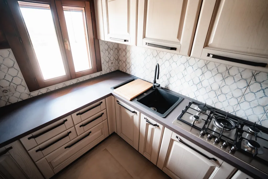 Cuisine - Villa with Garden in Riccia