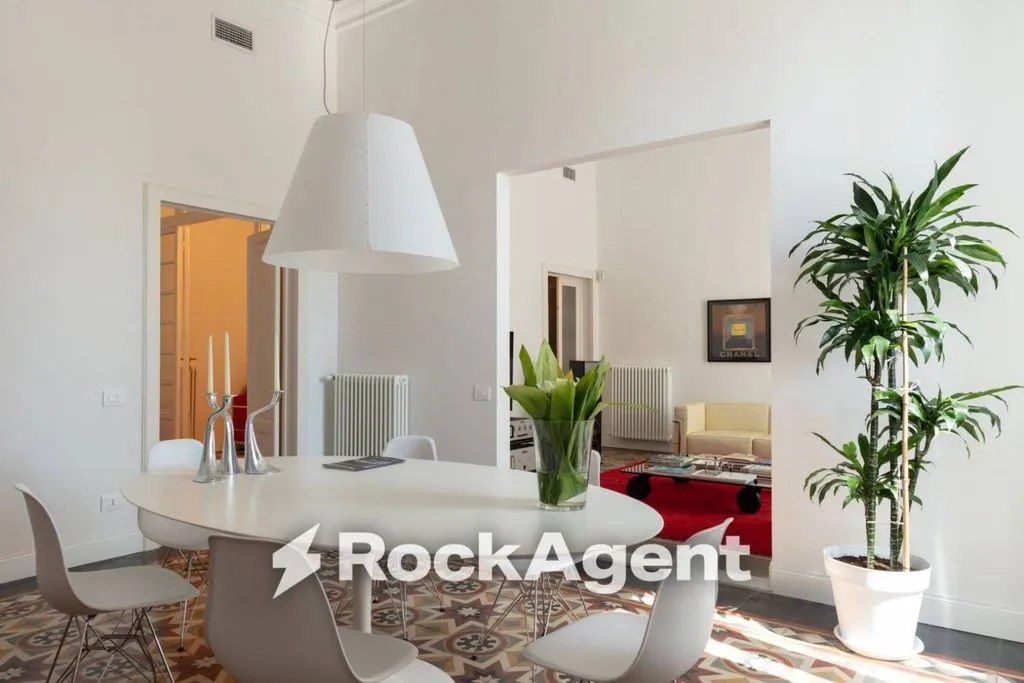 Luxury Apartment with Balcony in Leghorn