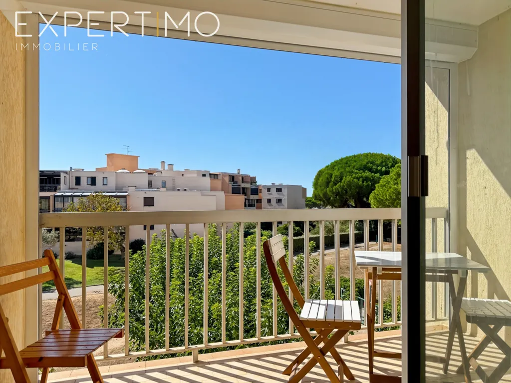 Balcon - Studio Cabine avec Parking à Proximité de la Mer au Grau-du-Roi