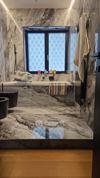 Salles de bain - Semi-Panoramic Apartment in Via Posillipo, Naples