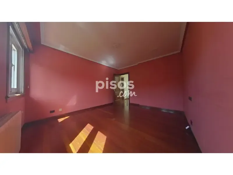 Toad - Semi-detached House in Castros, A Coruña