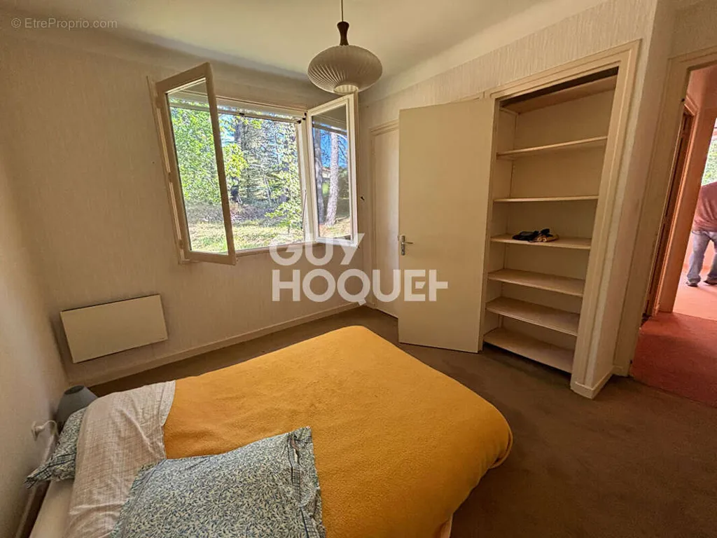 Chambres - Maison d'Architecte avec Jardin à Ucel