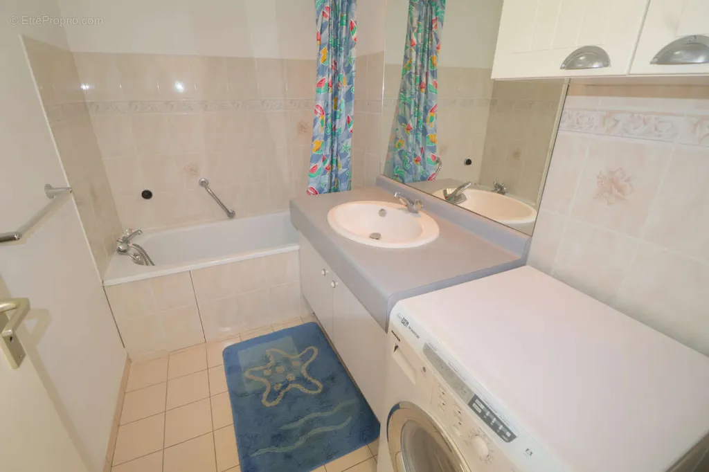Salles de bain - Appartement Vue Mer avec Balcon à Cannes