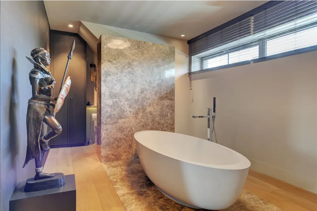 Salles de bain - Penthouse avec terrasse spacieuse à Heist-op-den-Berg