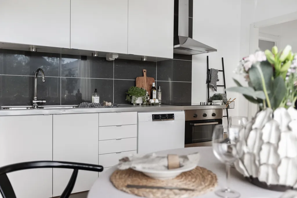 Köök - Charming 2-Bedroom with Central Location in Luleå