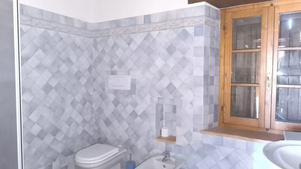 Baños - Rustic Apartment with Private Garden in Monticiano